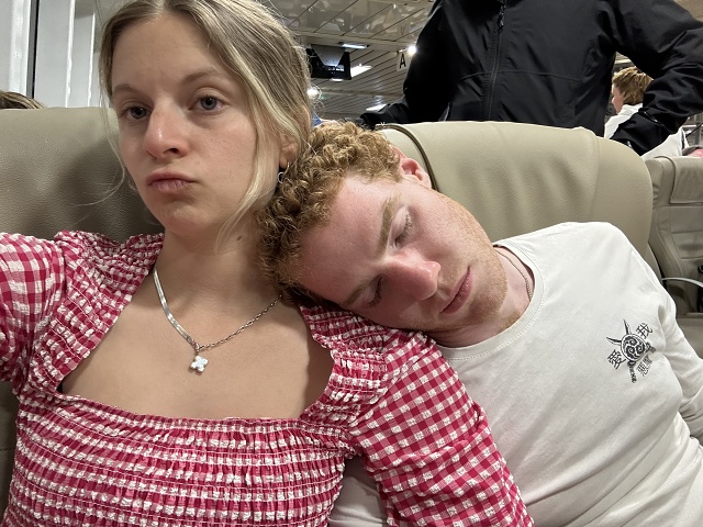 Sifnos-ferry-back-to-athens-jacob-hannah-11-06-2023