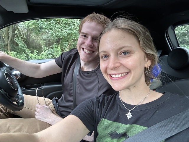 Picking-hannah-up-from-heathrow-london-03-08-2023